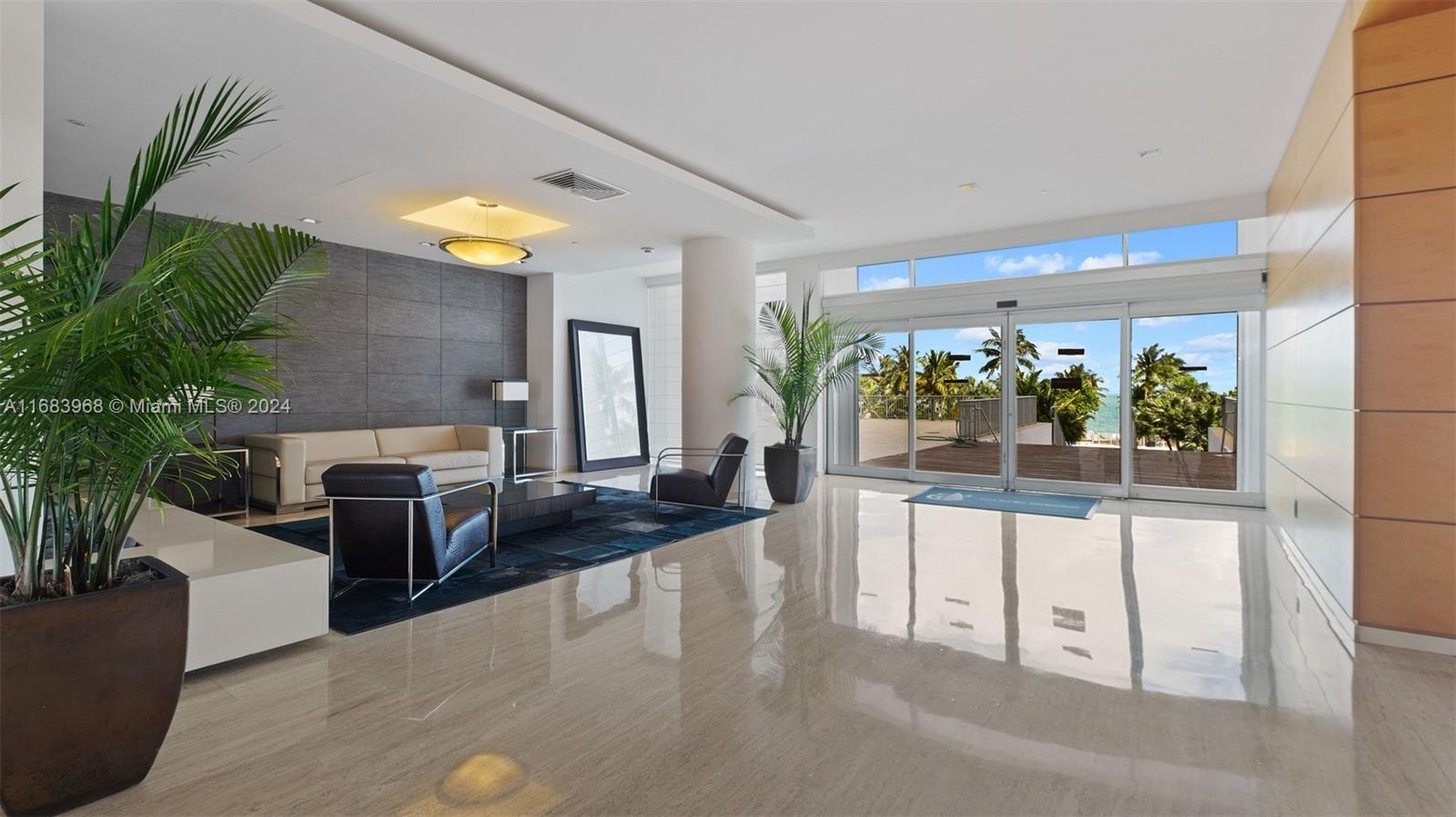 881 Ocean Dr #8A, Key Biscayne FL 33149