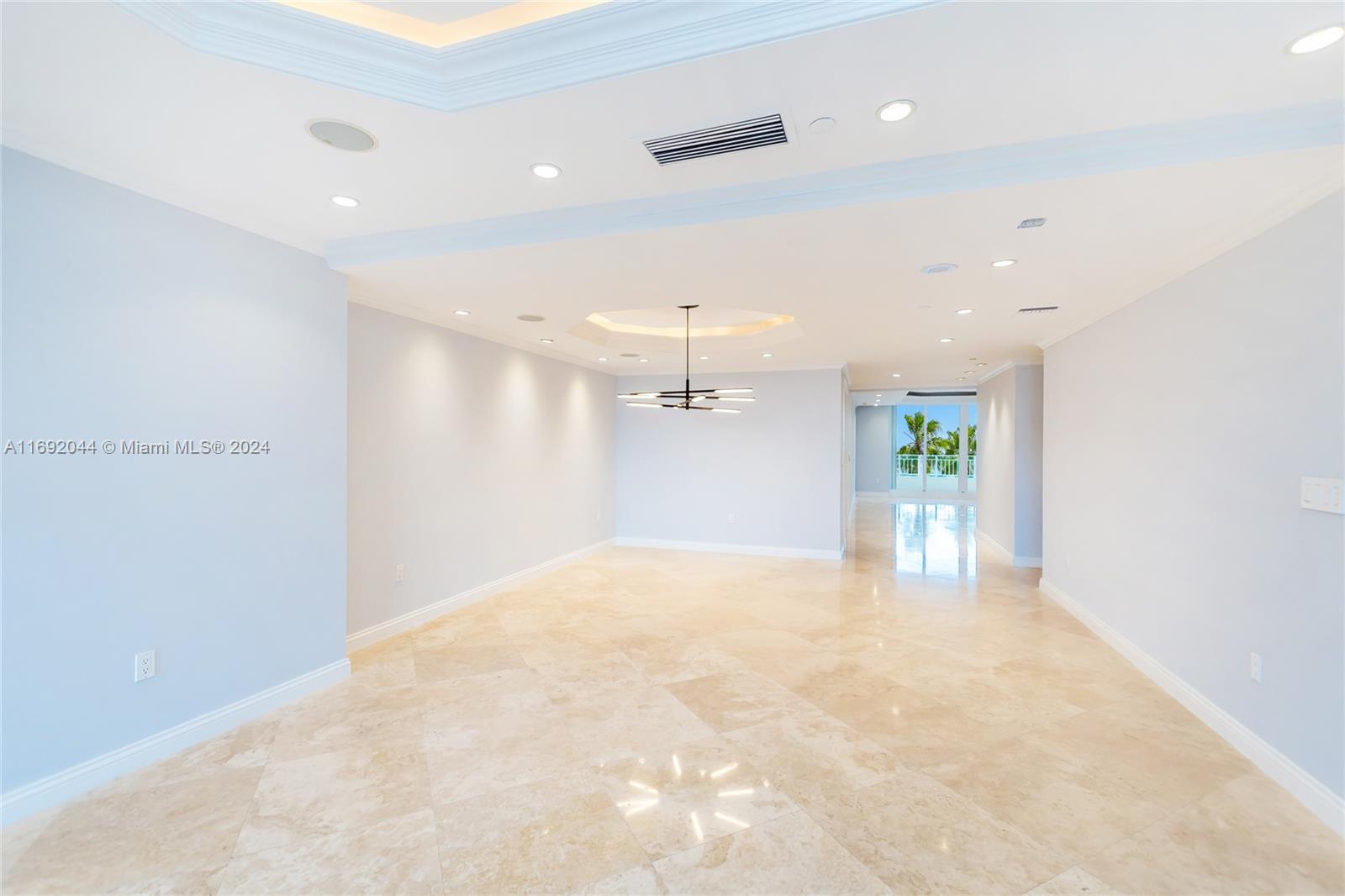 791 Crandon Blvd #507, Key Biscayne FL 33149