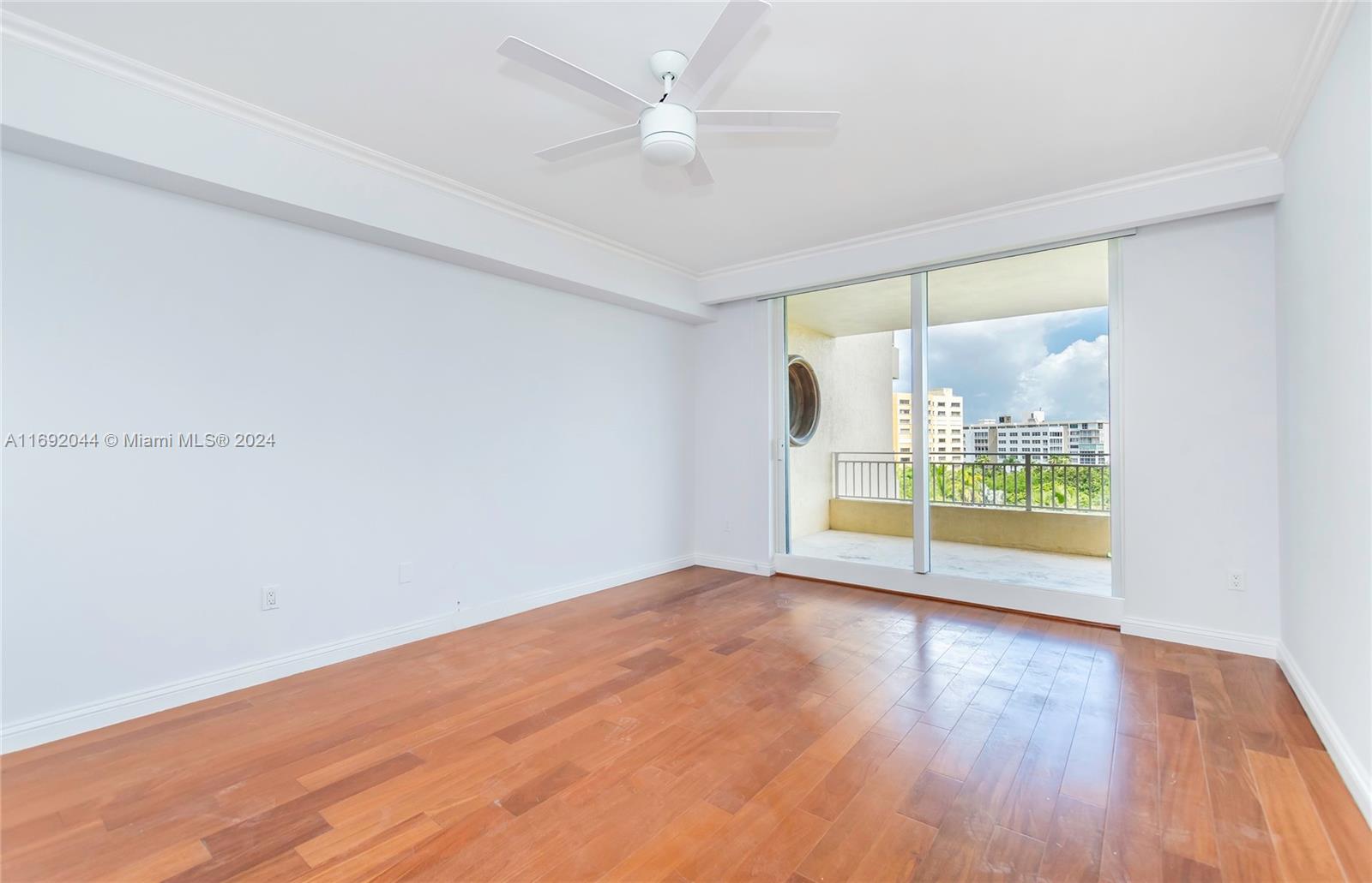 791 Crandon Blvd #507, Key Biscayne FL 33149