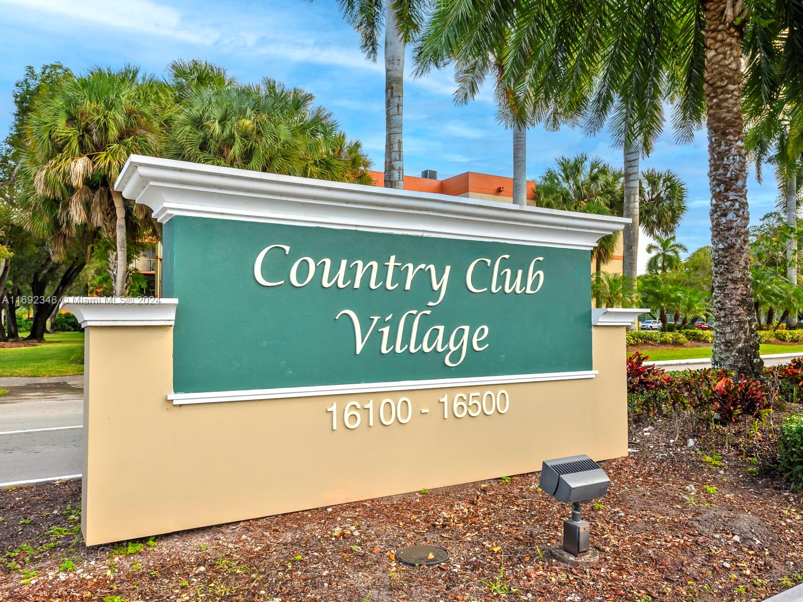 16100 Golf Club Rd #203, Weston, Florida image 2