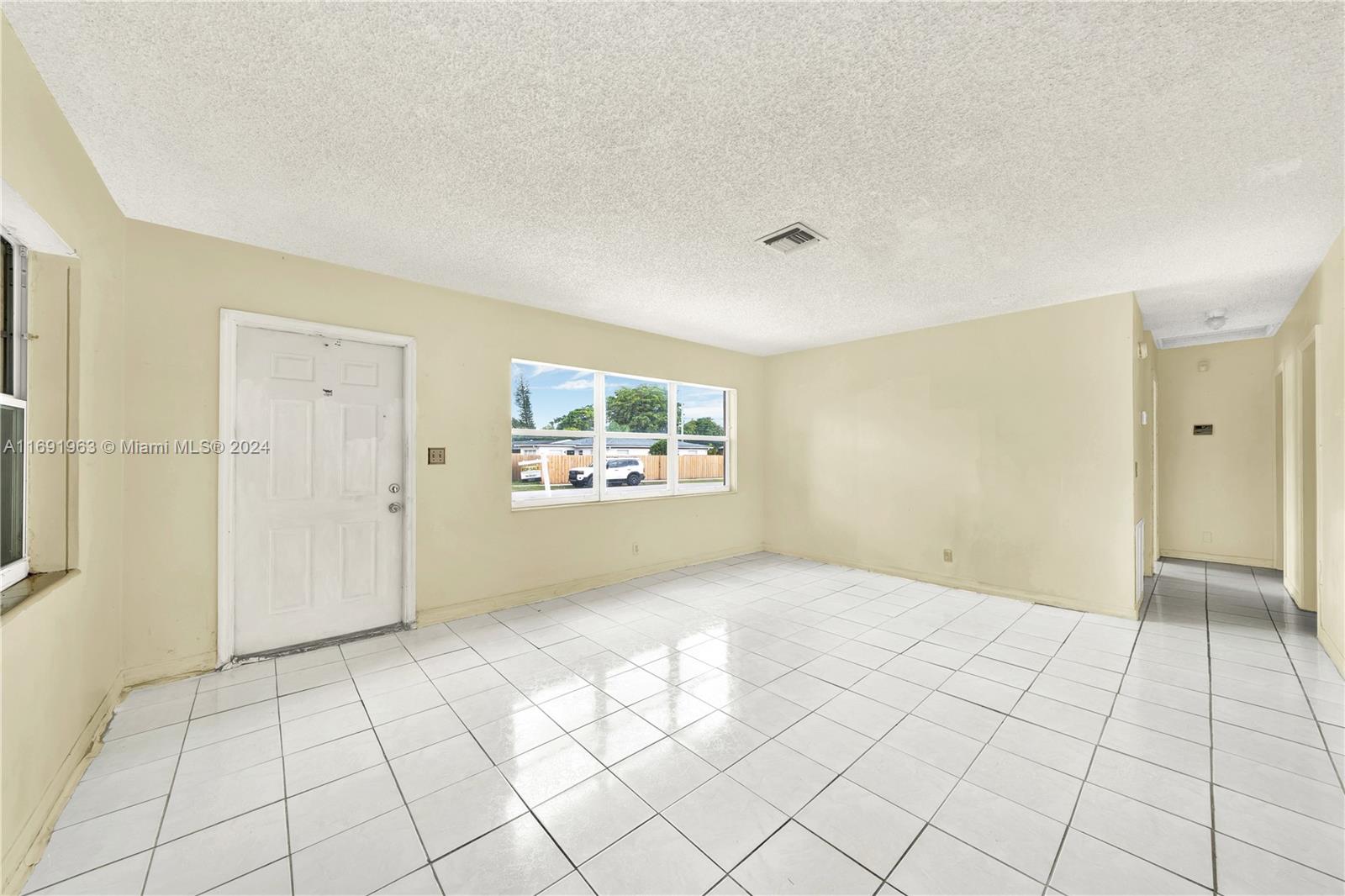 Residential, Hollywood, Florida image 15