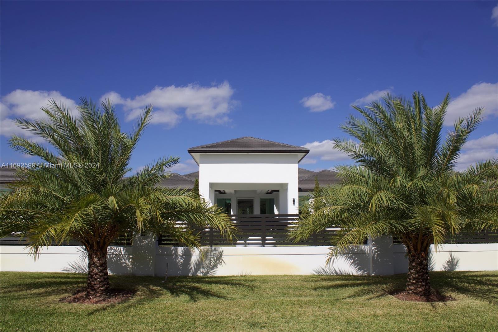 9781 NW 131st St, Hialeah Gardens, Florida image 8