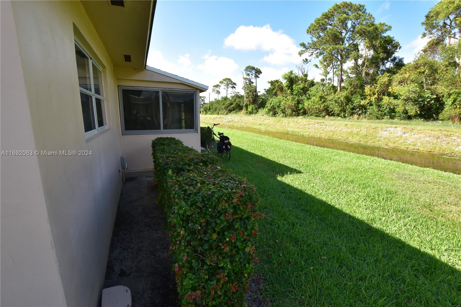 2521 Dudley Drive W #A, West Palm Beach, Florida image 27