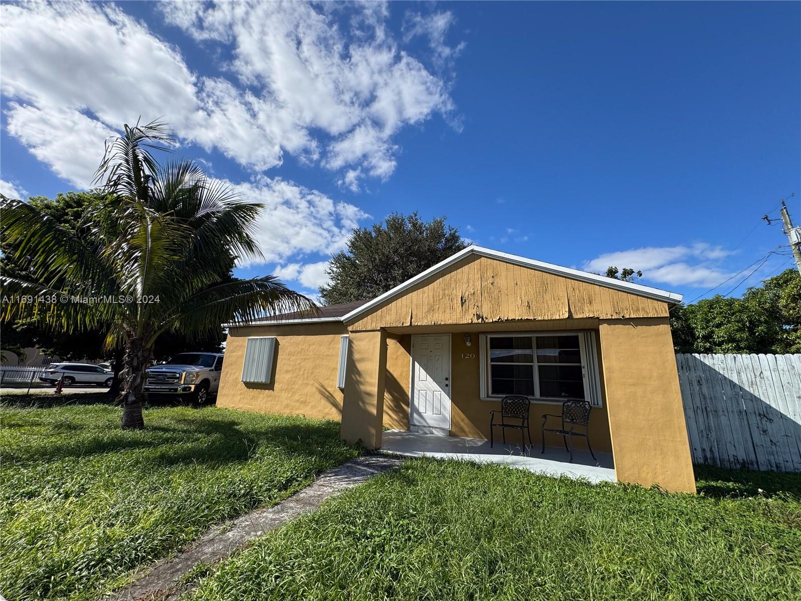 120 NE 7th Ave, Hialeah, Florida image 1