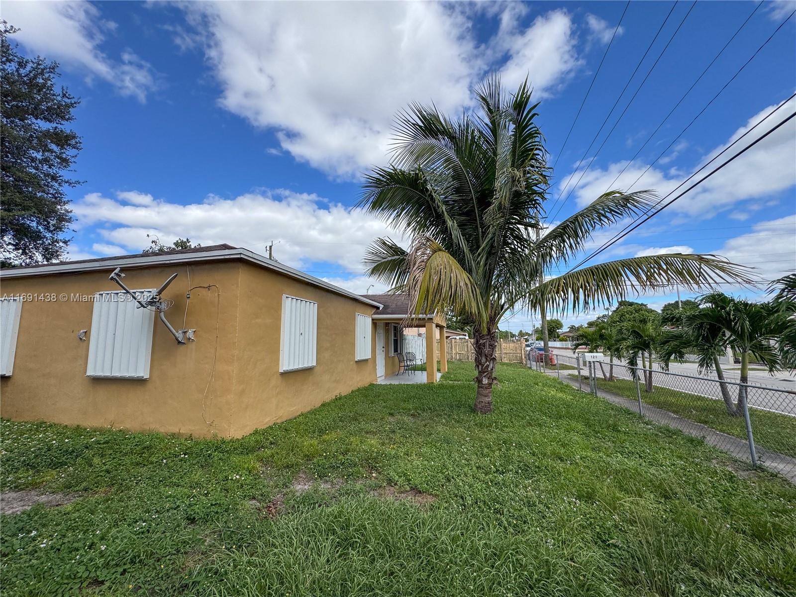 120 NE 7th Ave, Hialeah, Florida image 3