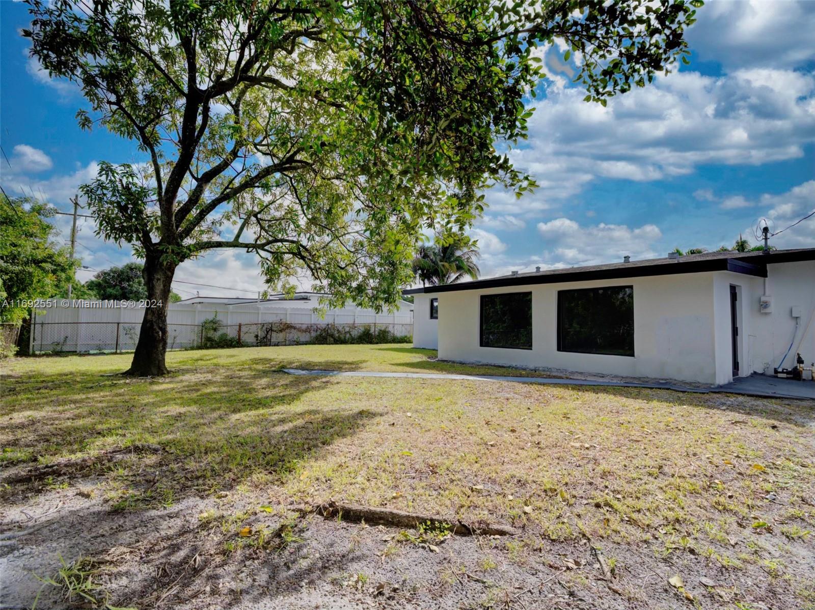 3401 NW 188th St, Miami Gardens, Florida image 8