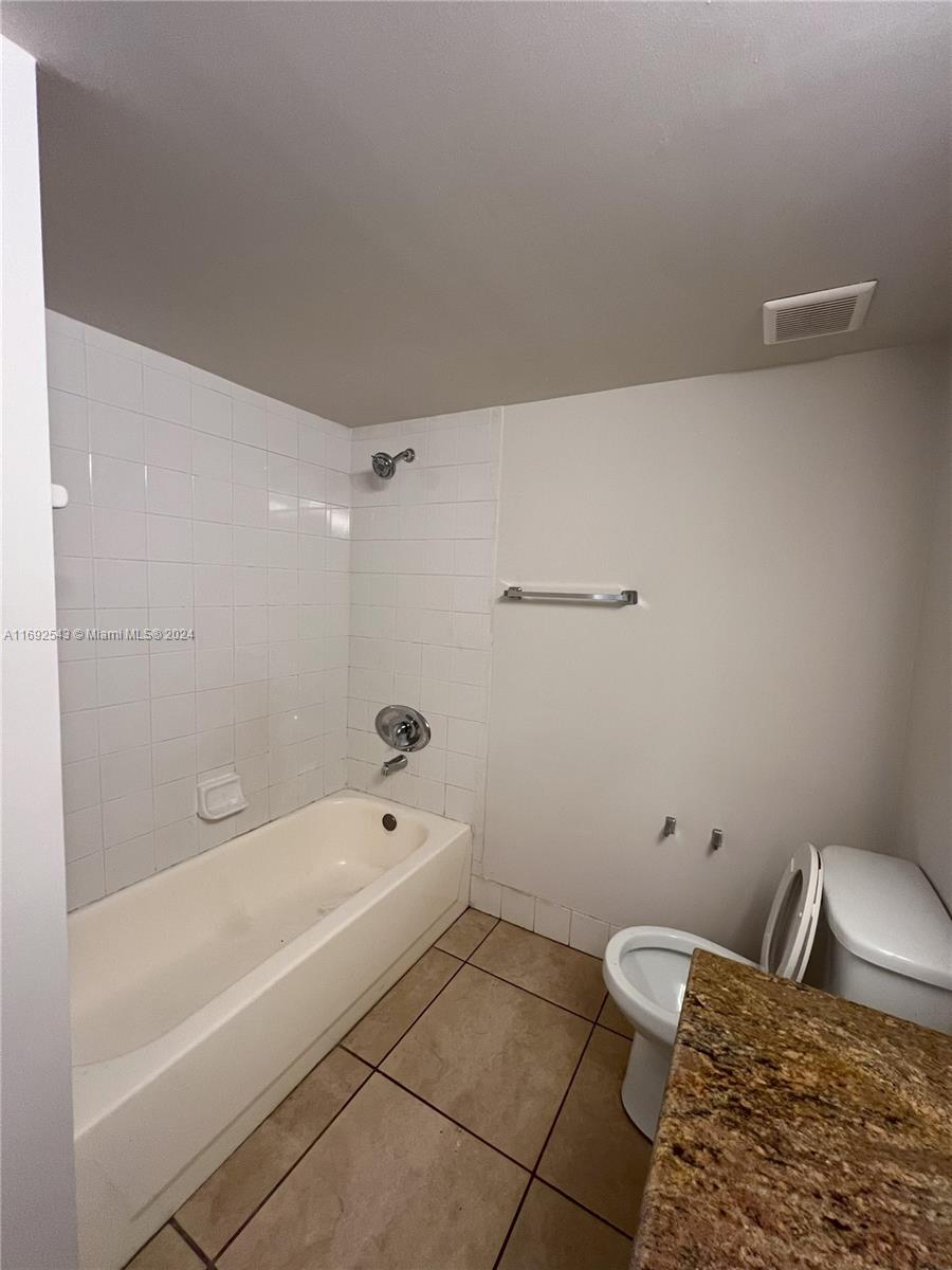 2600 S University Dr #205, Davie, Florida image 26