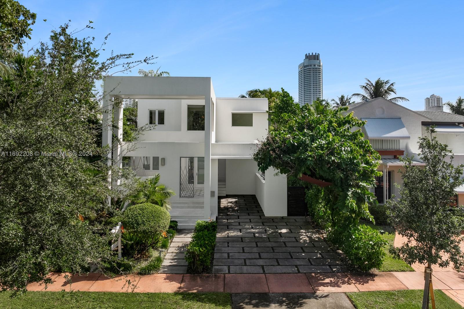 4485 Royal Palm Ave, Miami Beach, Florida image 38