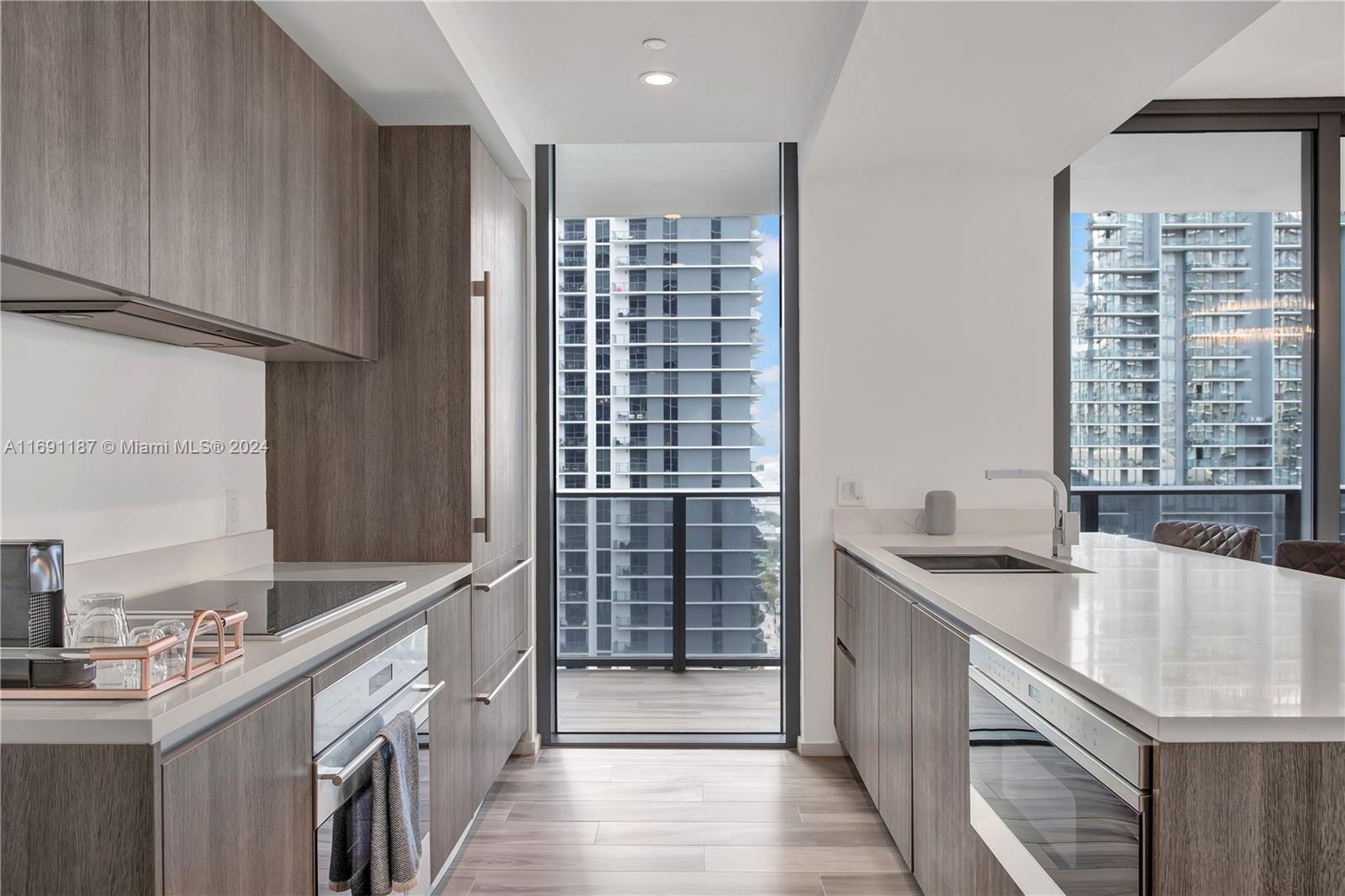 801 S Miami Ave #2209, Miami FL 33130