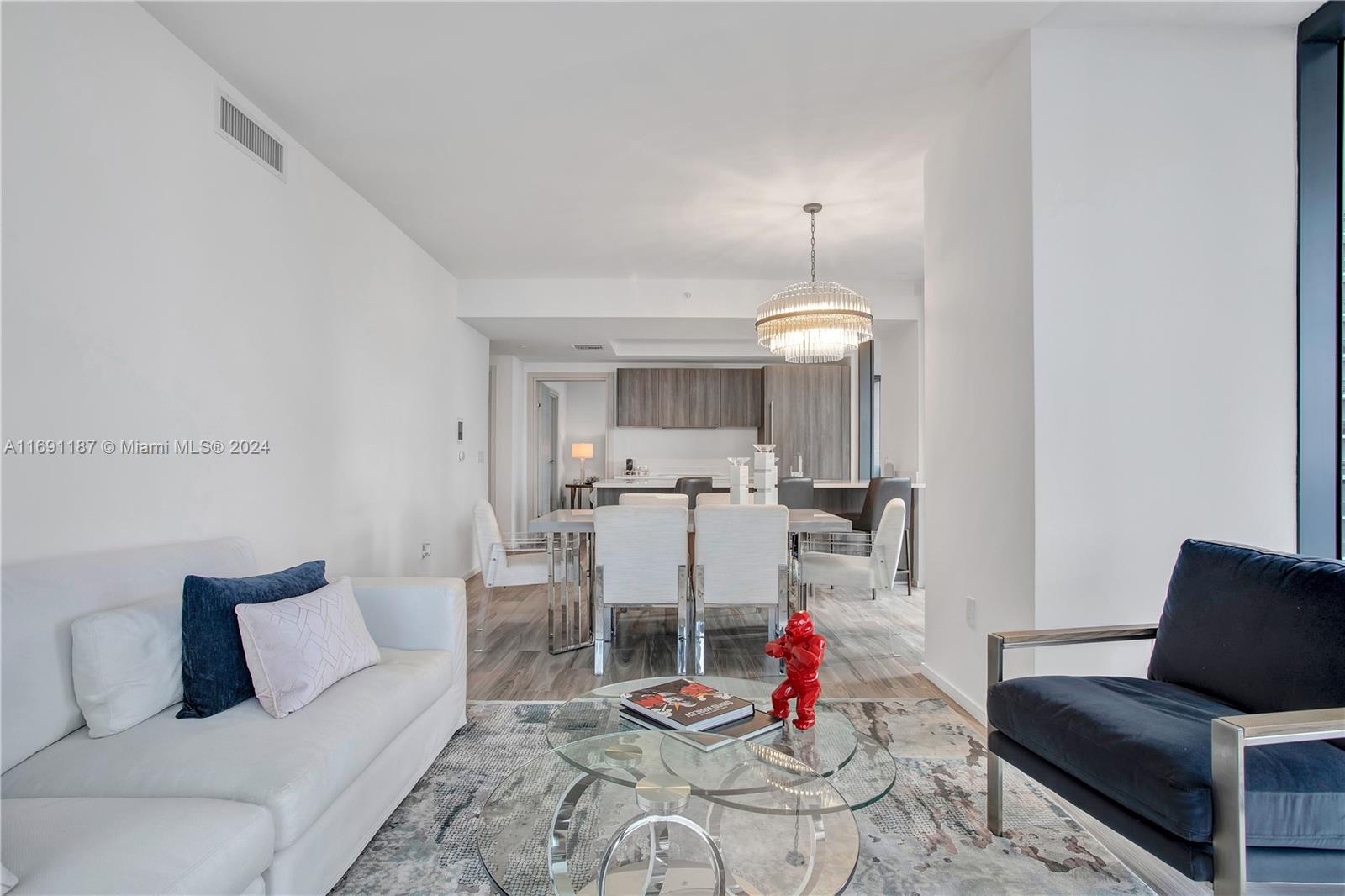 801 S Miami Ave #2209, Miami FL 33130