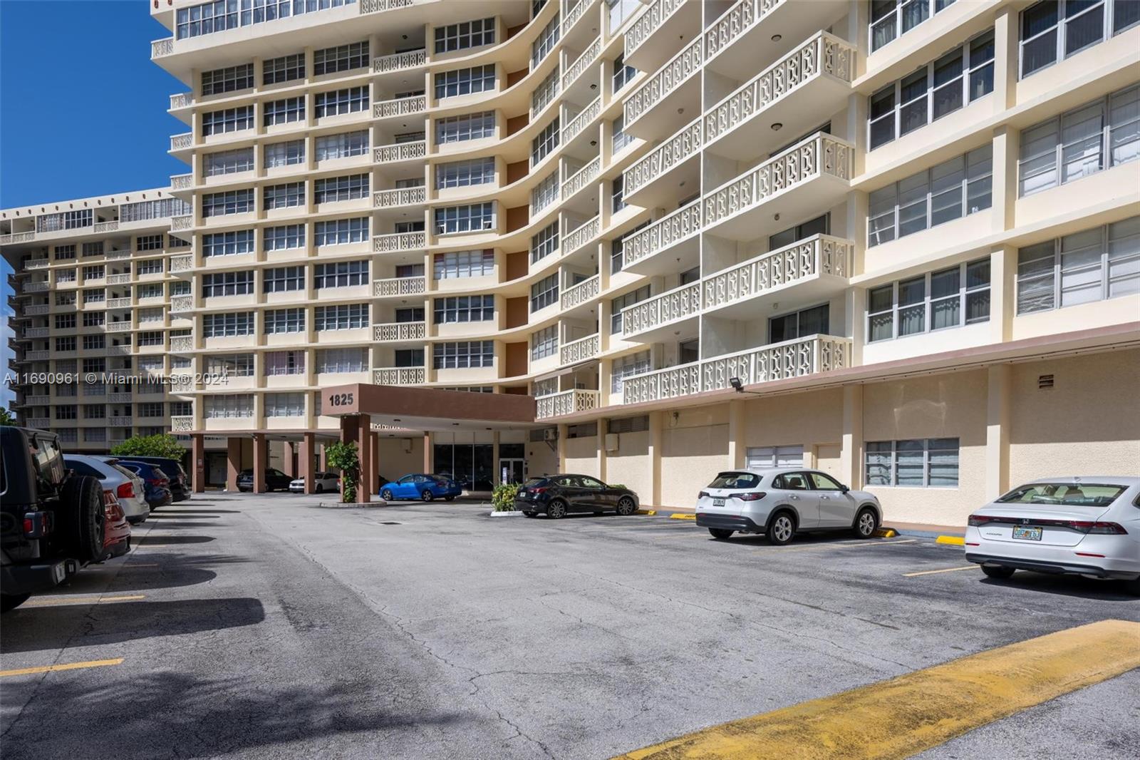 1825 S Ocean Dr #204, Hallandale Beach, Florida image 22