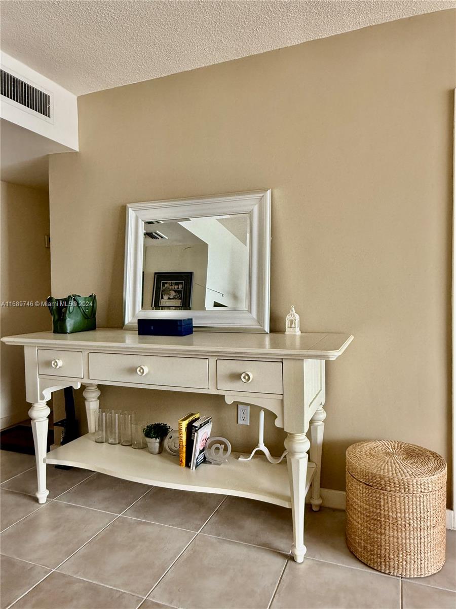 2920 Point East Dr #N-407, Aventura, Florida image 6