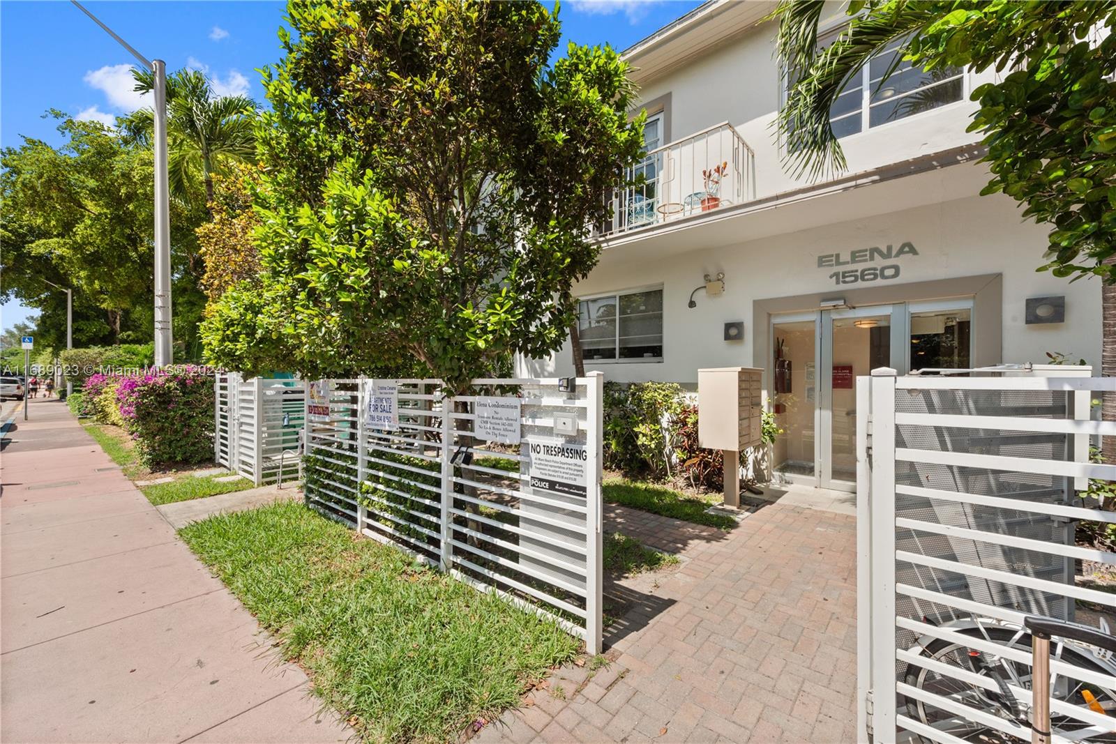 Live in the heart of South Beach in this beautifully converted charming Art Deco building. This unit was renovated 8 years ago and comes furnished. This unit includes basic cable and internet. Unit has a new washer / dryer in unit and updated windows. A wonderful perk that any new tenant would like! This cozy unit has all the comforts of a home. 1560 Meridian is centrally located and just a few minute walk to Lincoln Road, Flamingo Park, Alto Road and Trader Joes. A true pied a terre. 

**There is a new couch bought, not shown in picture** Please review Broker remarks.