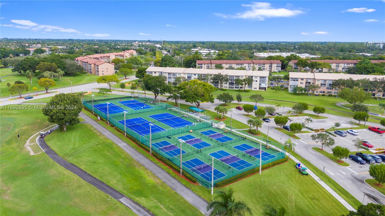 1000 SW 128th Terrace #406V, Pembroke Pines, Florida image 7