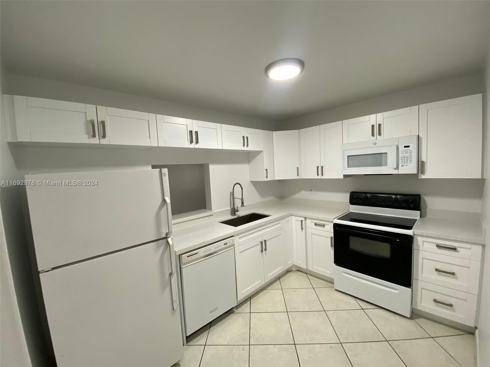 4344 NW 9th Ave #9-3D, Deerfield Beach, Florida image 1