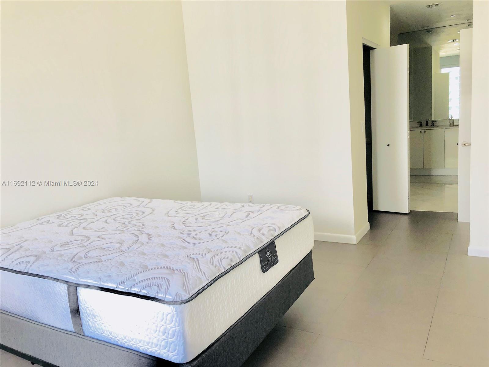 901 Brickell Key Blvd #3305, Miami FL 33131