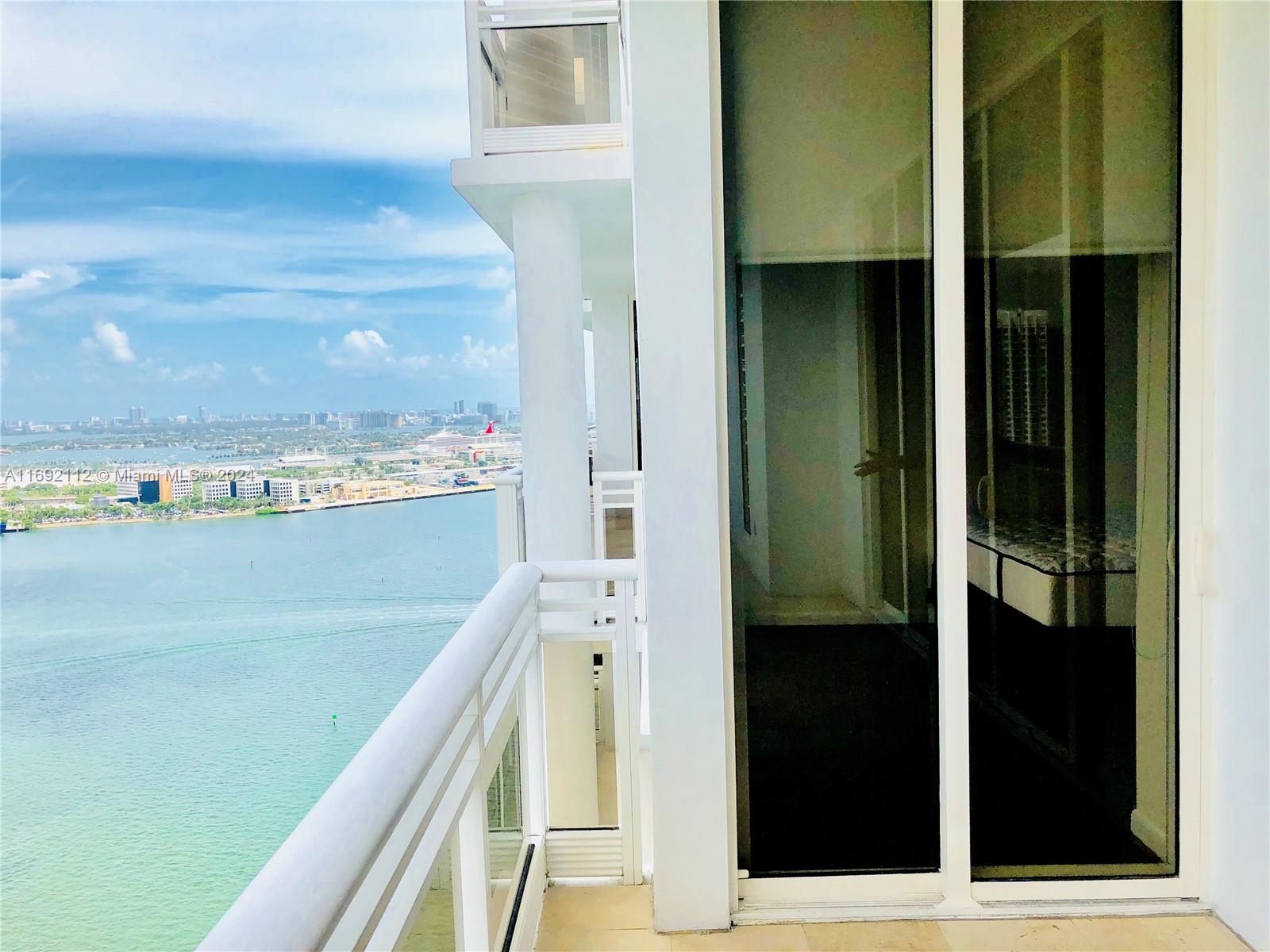 901 Brickell Key Blvd #3305, Miami FL 33131
