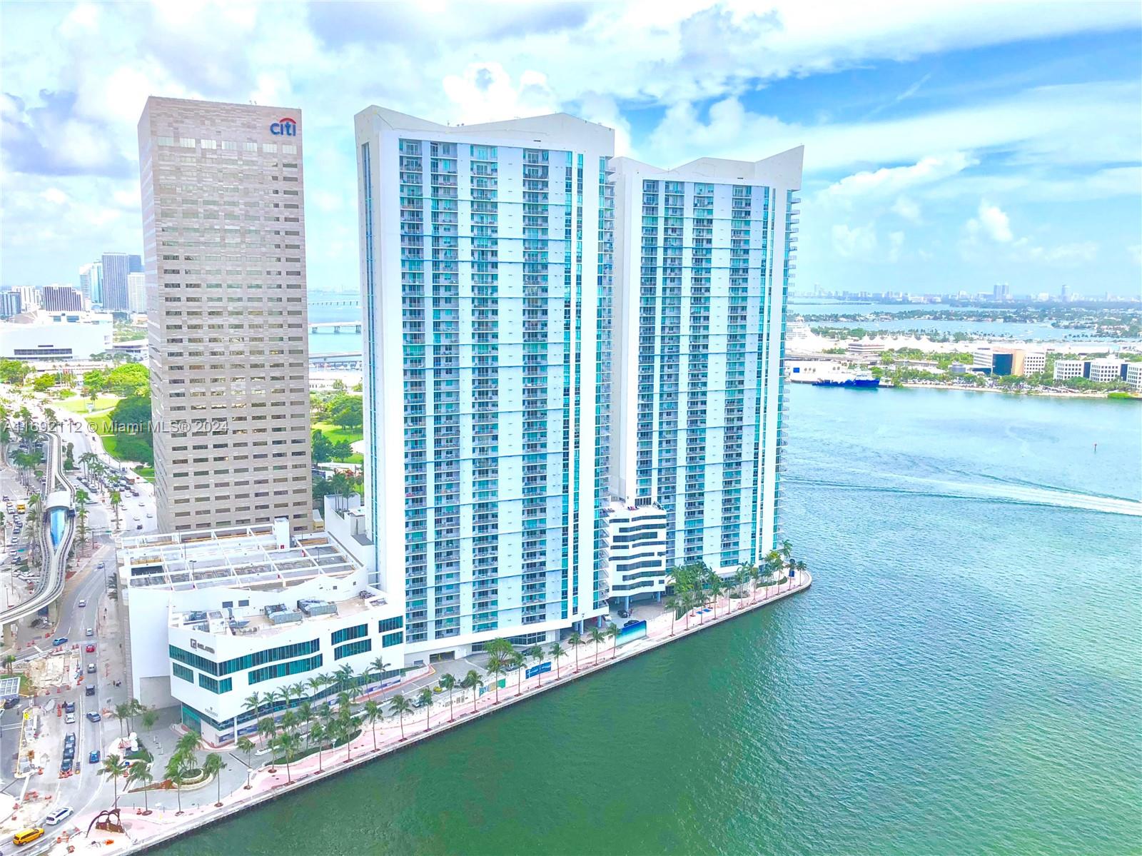901 Brickell Key Blvd #3305, Miami FL 33131