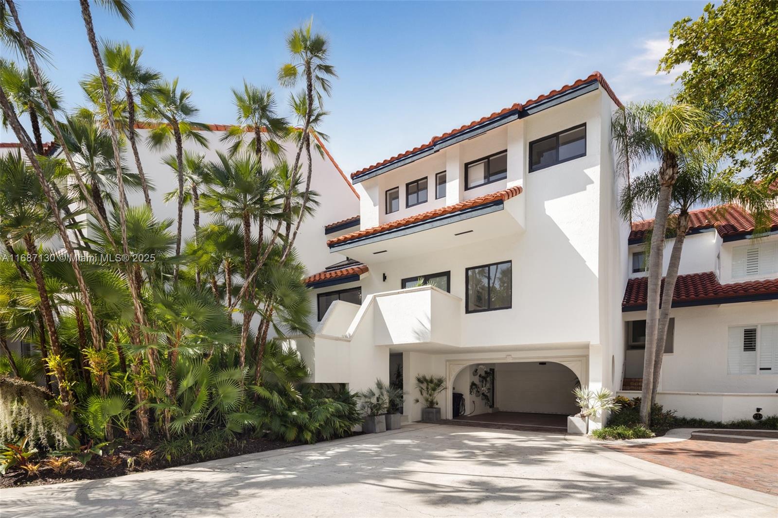 2000 S Bayshore Dr #4, Coconut Grove, Florida image 42