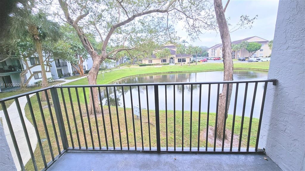 9122 W Atlantic Blvd #724, Coral Springs, Florida image 4