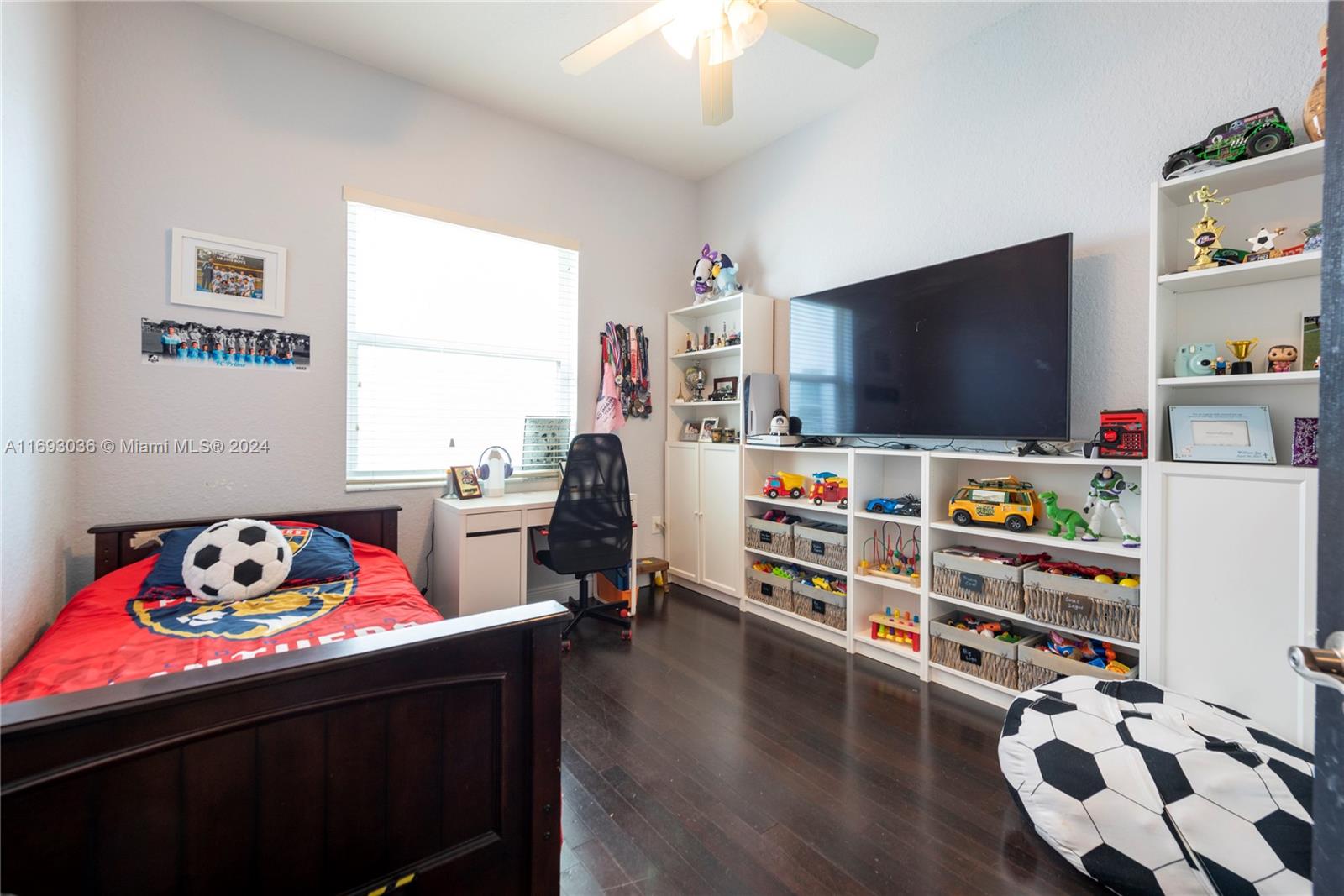 Listing Photo 25