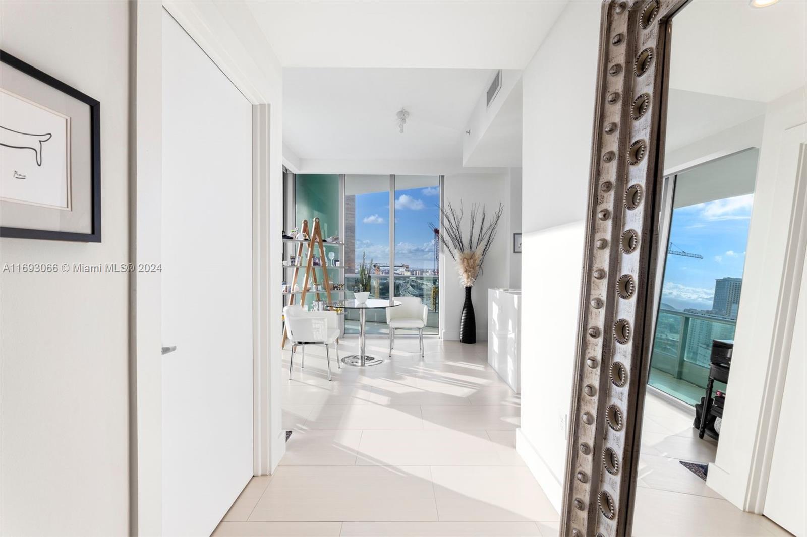 900 Biscayne Blvd #2312, Miami FL 33132