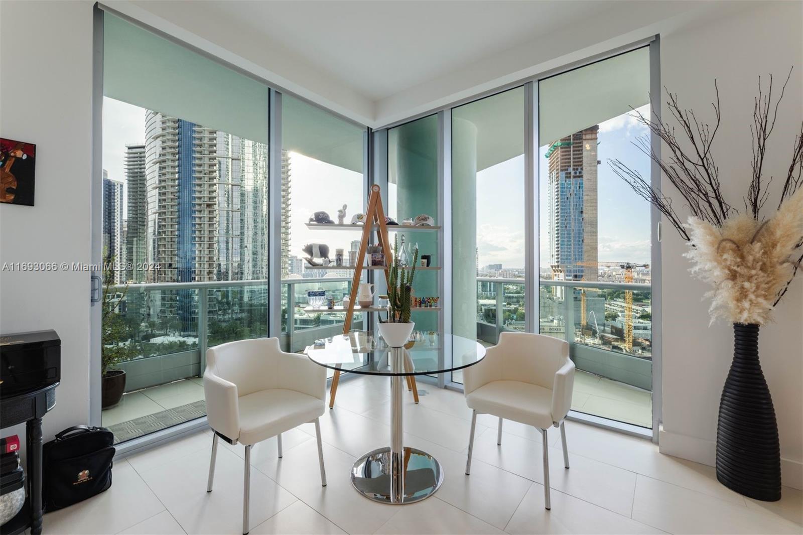 900 Biscayne Blvd #2312, Miami FL 33132