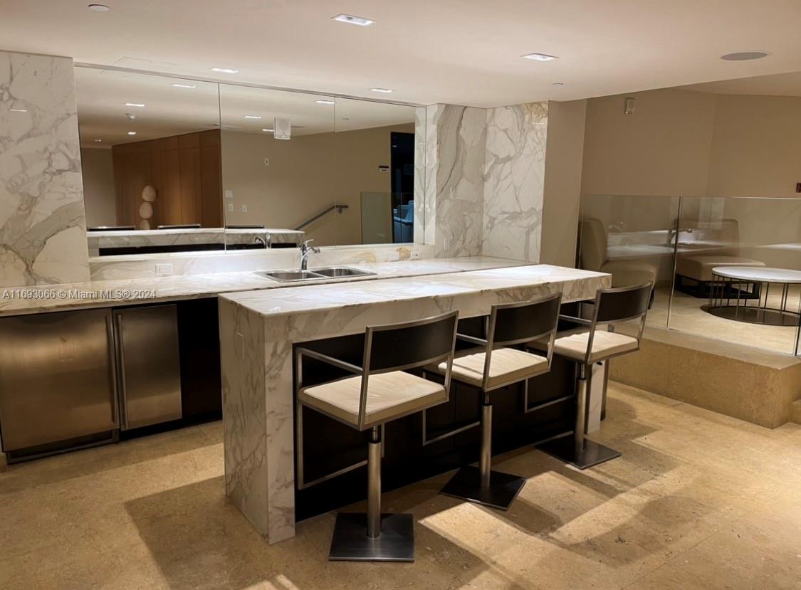 900 Biscayne Blvd #2312, Miami FL 33132