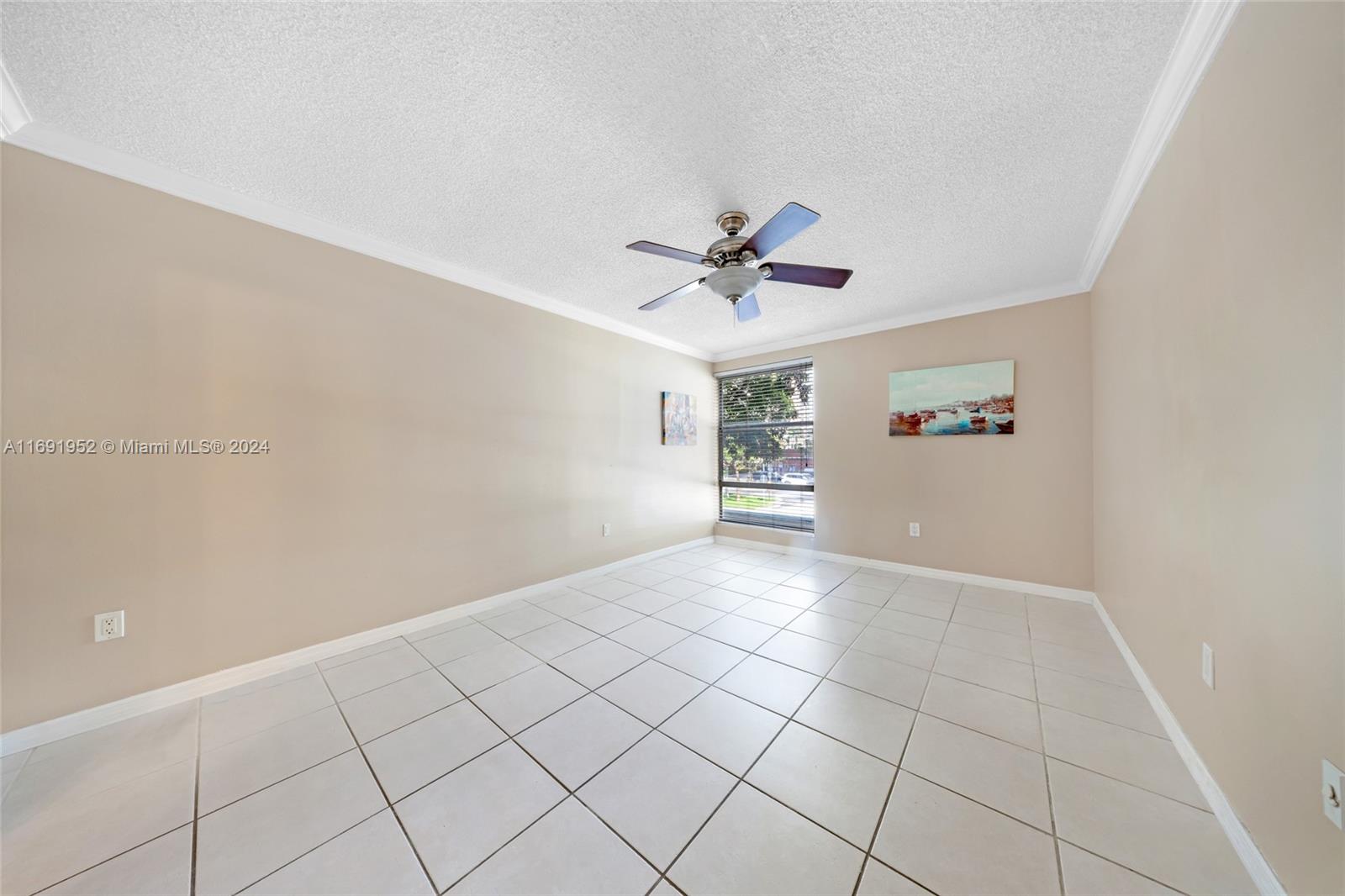 17620 Atlantic Blvd #208, Sunny Isles Beach, Florida image 3