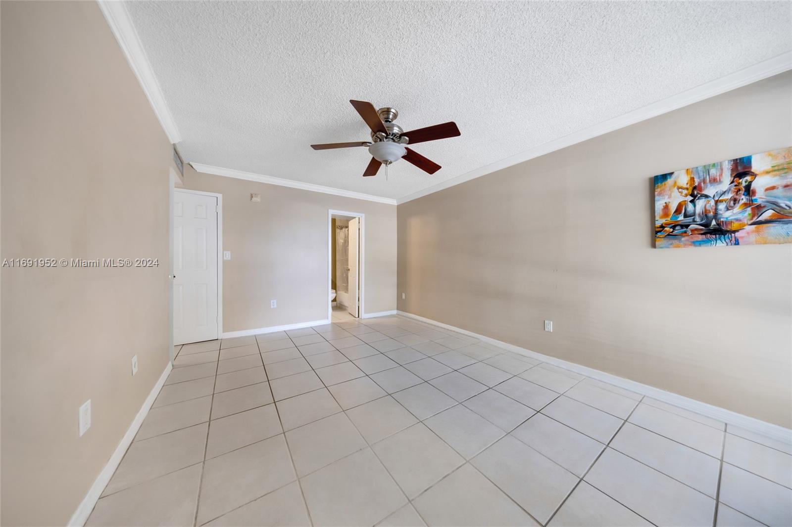 17620 Atlantic Blvd #208, Sunny Isles Beach, Florida image 4