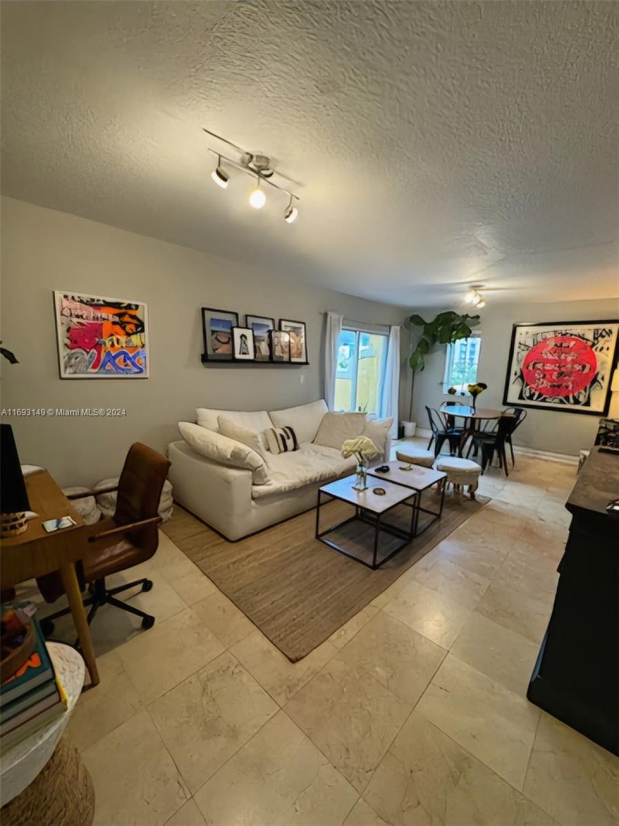 322 Madeira Ave #502, Coral Gables, Florida image 2