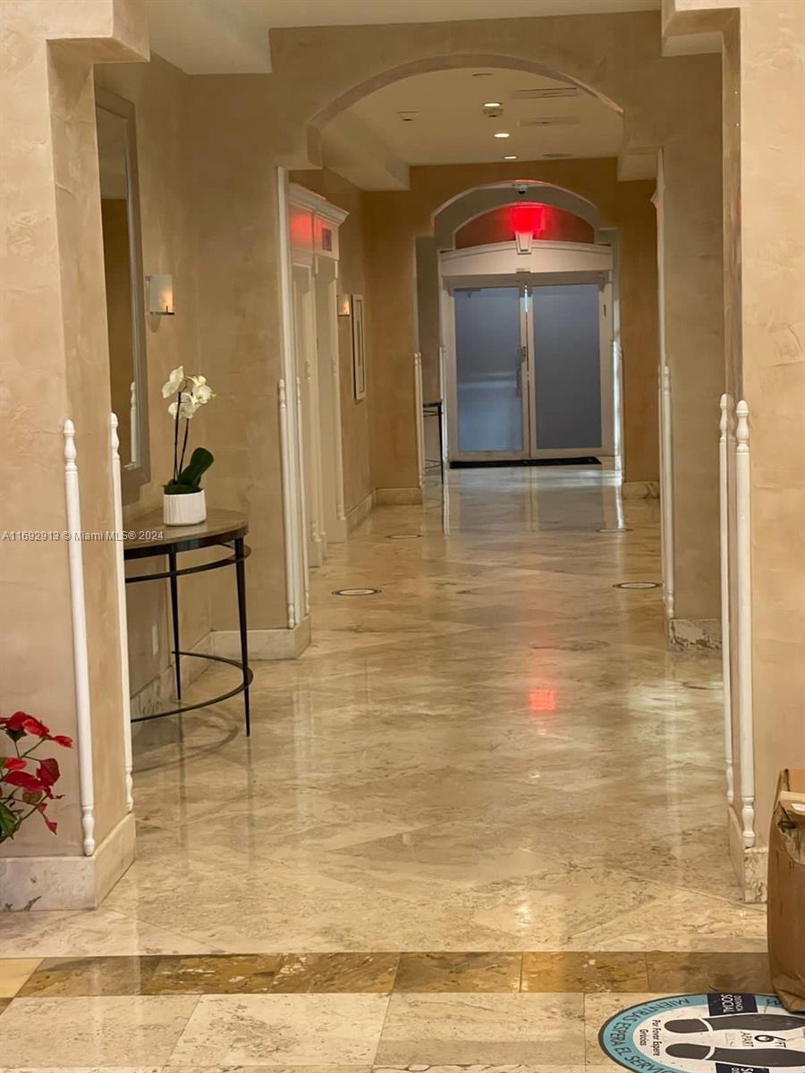 770 Claughton Island Dr #2107, Miami FL 33131