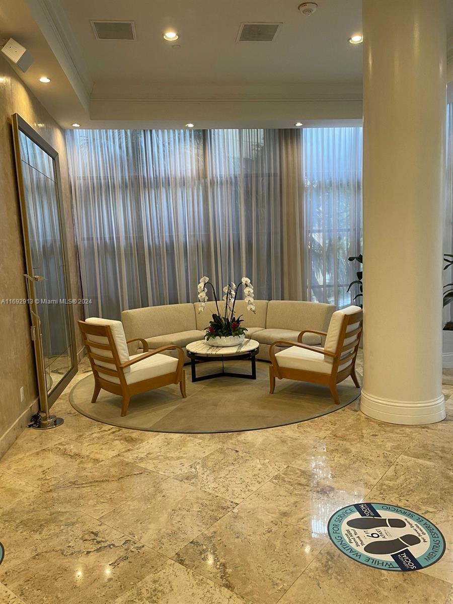 770 Claughton Island Dr #2107, Miami FL 33131