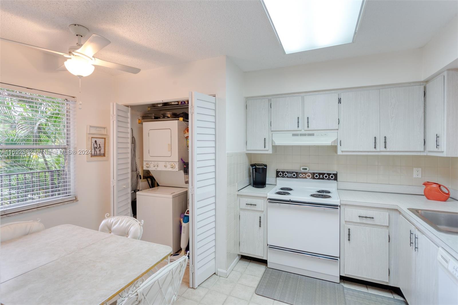 480 NW 76th Ave #204, Margate, Florida image 14