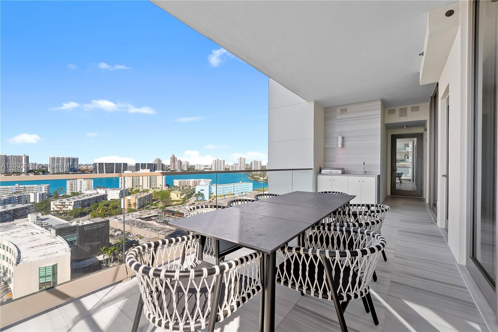 17975 Collins #1701, Sunny Isles Beach, Florida image 29