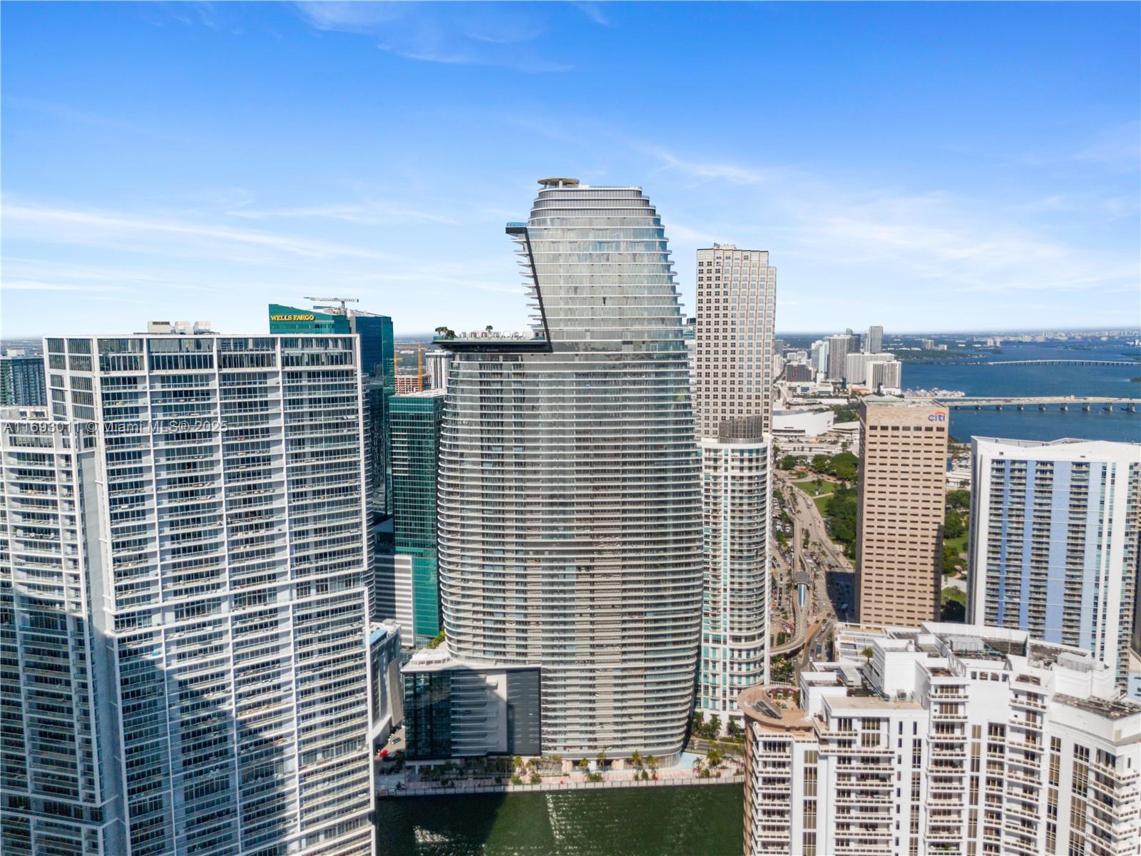 300 Biscayne Boulevard #2103, Miami, Florida image 1