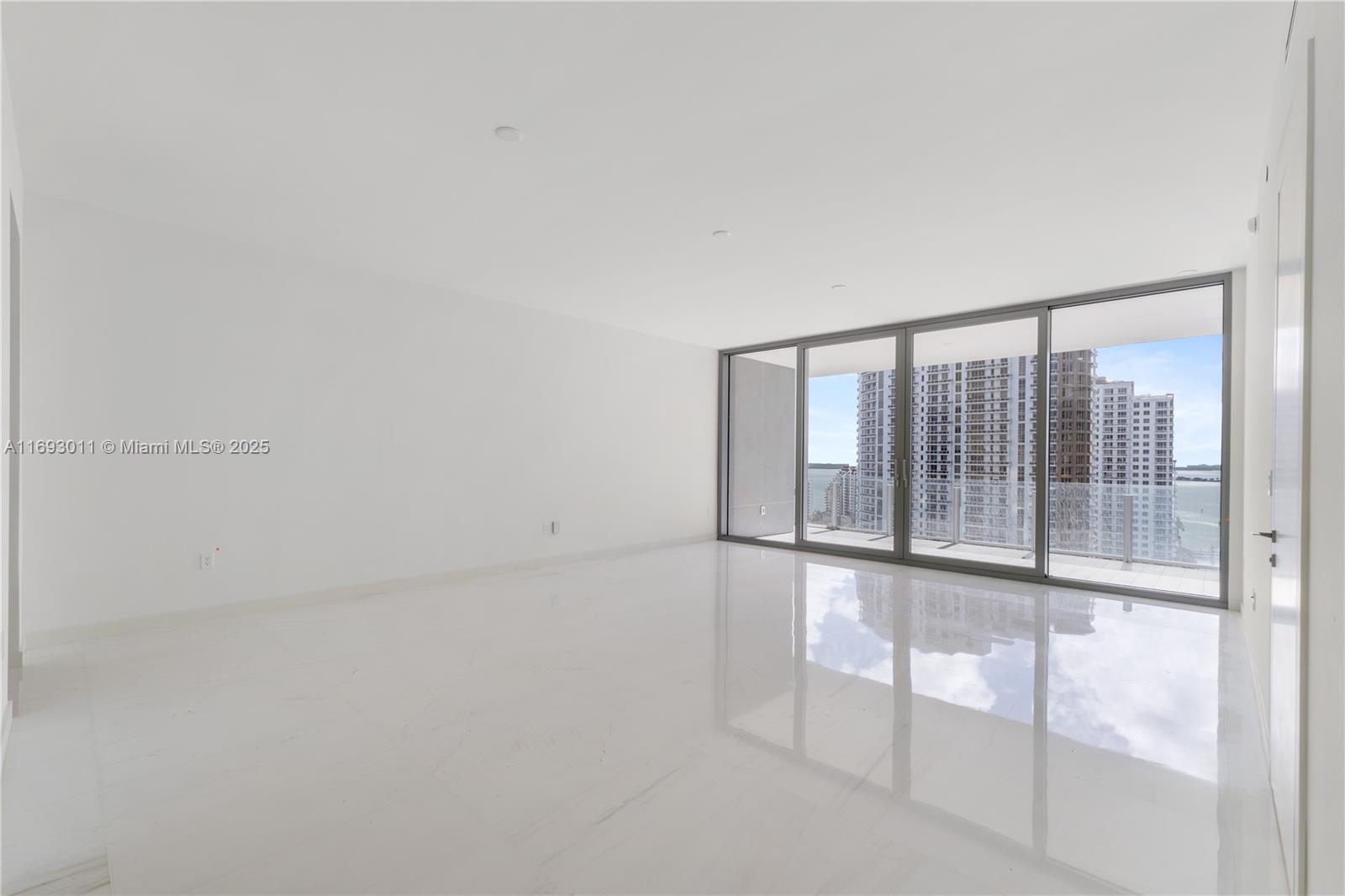 300 Biscayne Boulevard #2103, Miami, Florida image 10