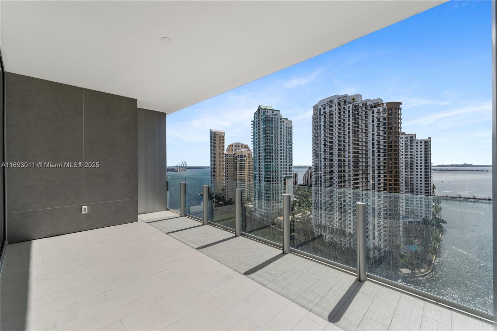 300 Biscayne Boulevard #2103, Miami, Florida image 13