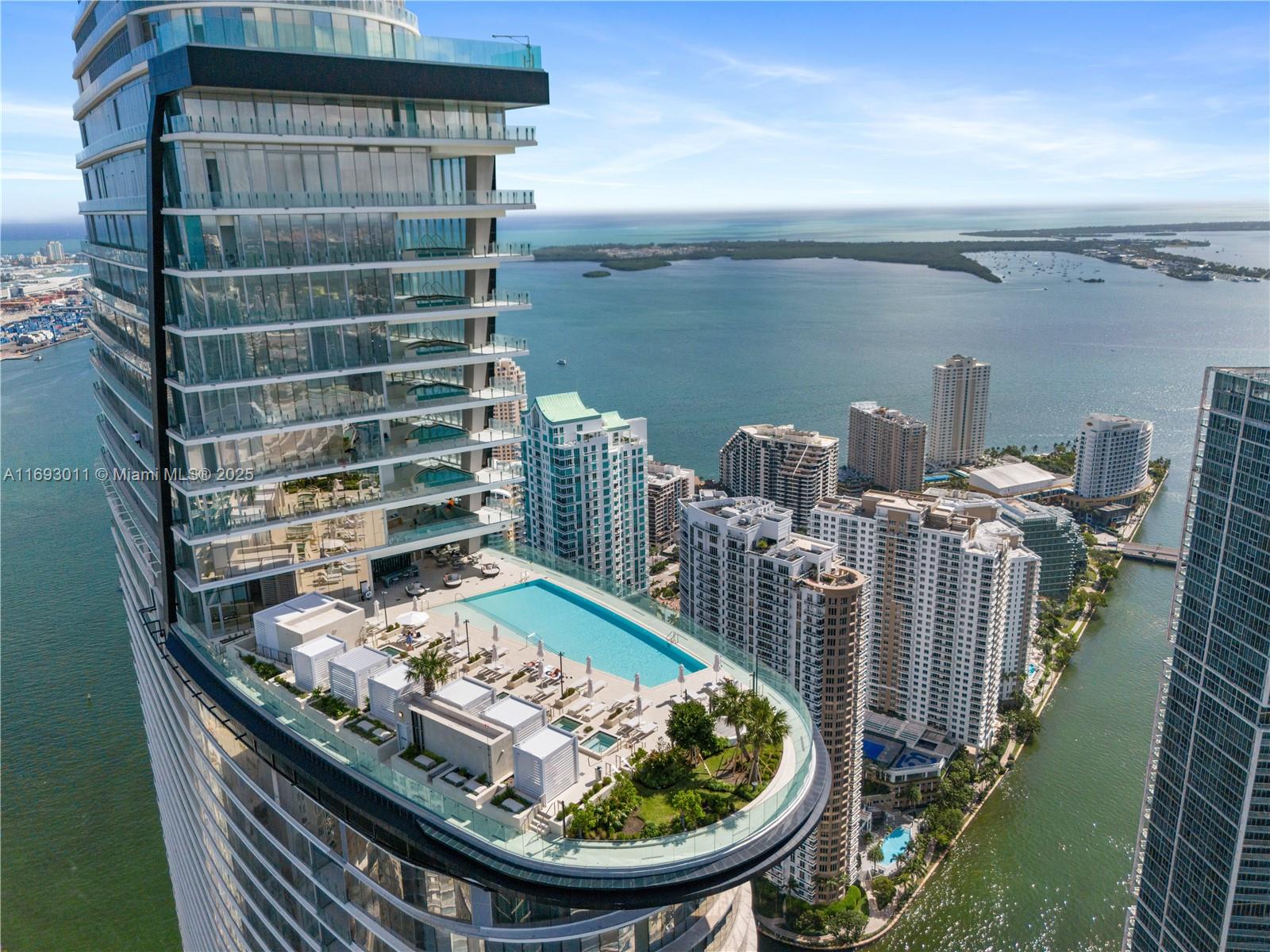 300 Biscayne Boulevard #2103, Miami, Florida image 5