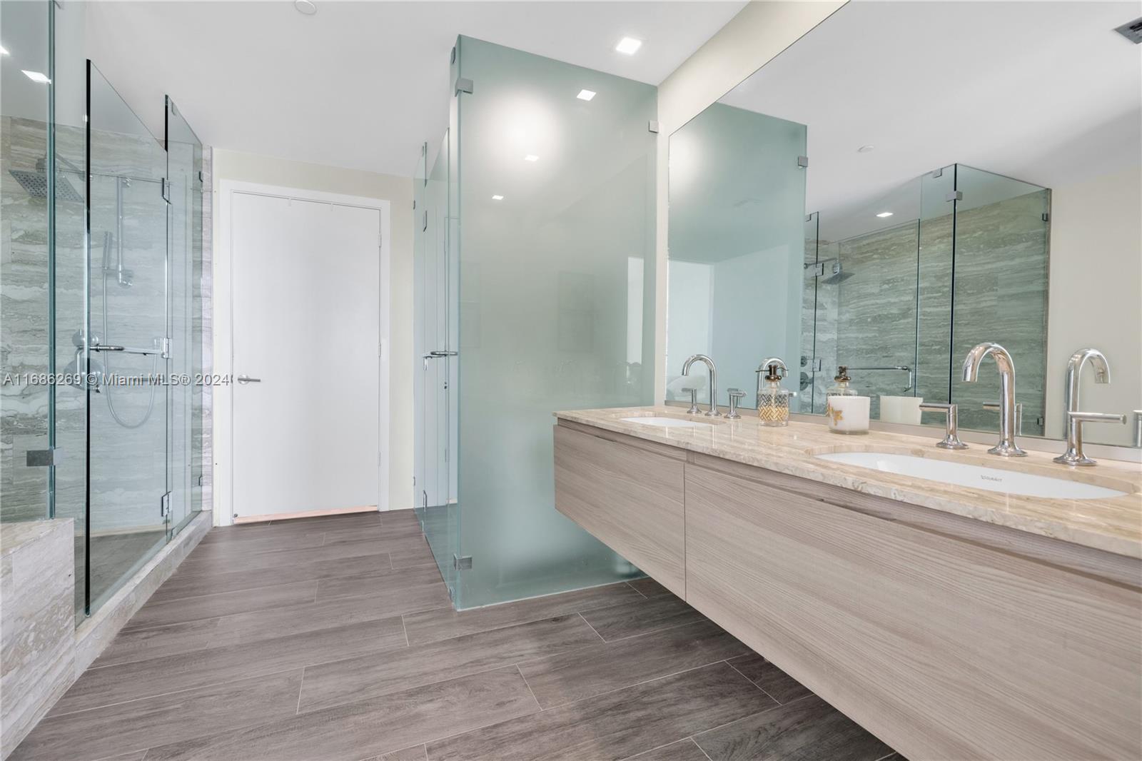 2900 NE 7th Ave #3208, Miami FL 33137