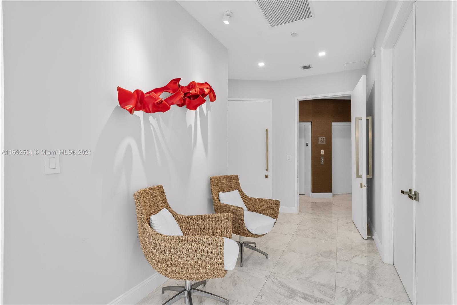 15901 Collins Ave, Sunny Isles Beach, Florida image 3