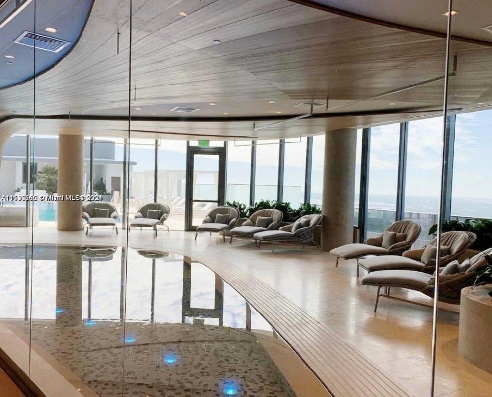 1000 Brickell Plz #3411, Miami FL 33131