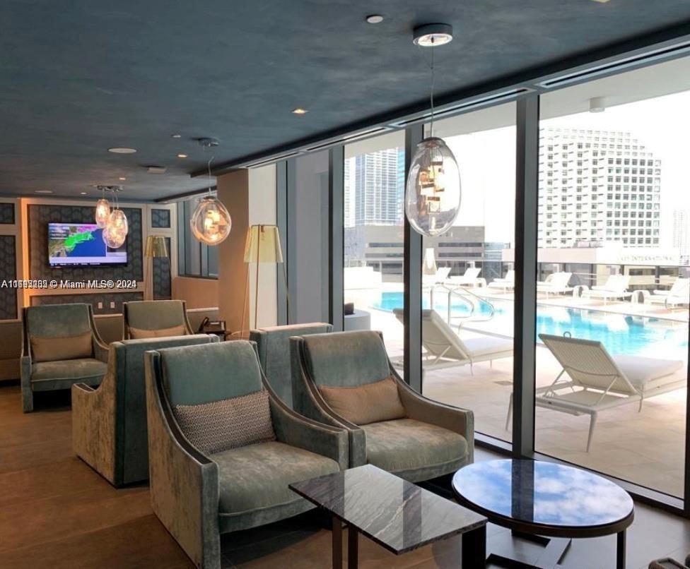 1000 Brickell Plz #3411, Miami FL 33131