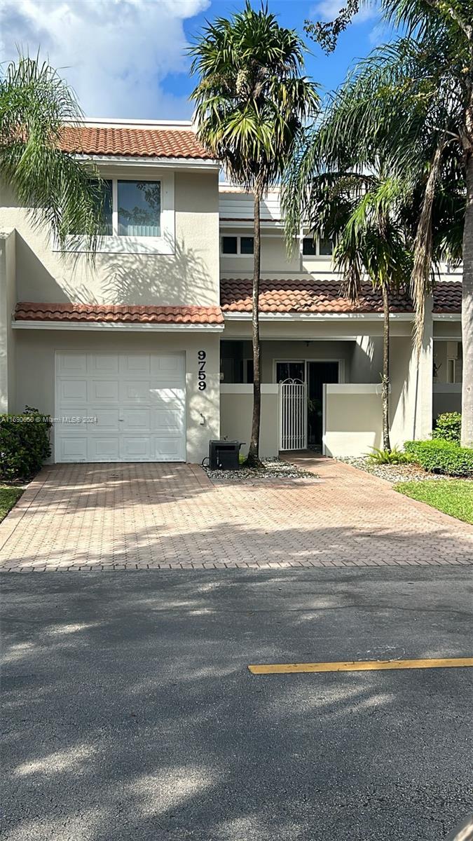 Residential, Doral, Florida image 1