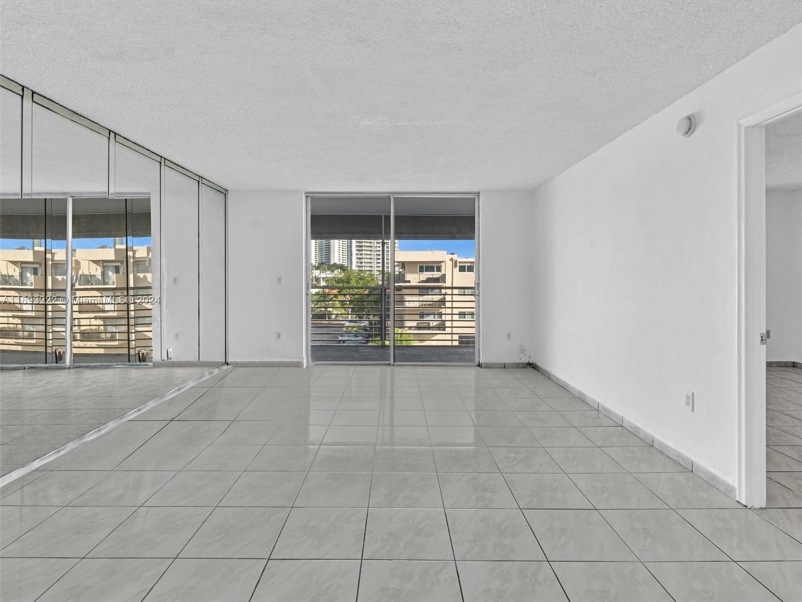 3849 NE 169th St #405, North Miami Beach, Florida image 13