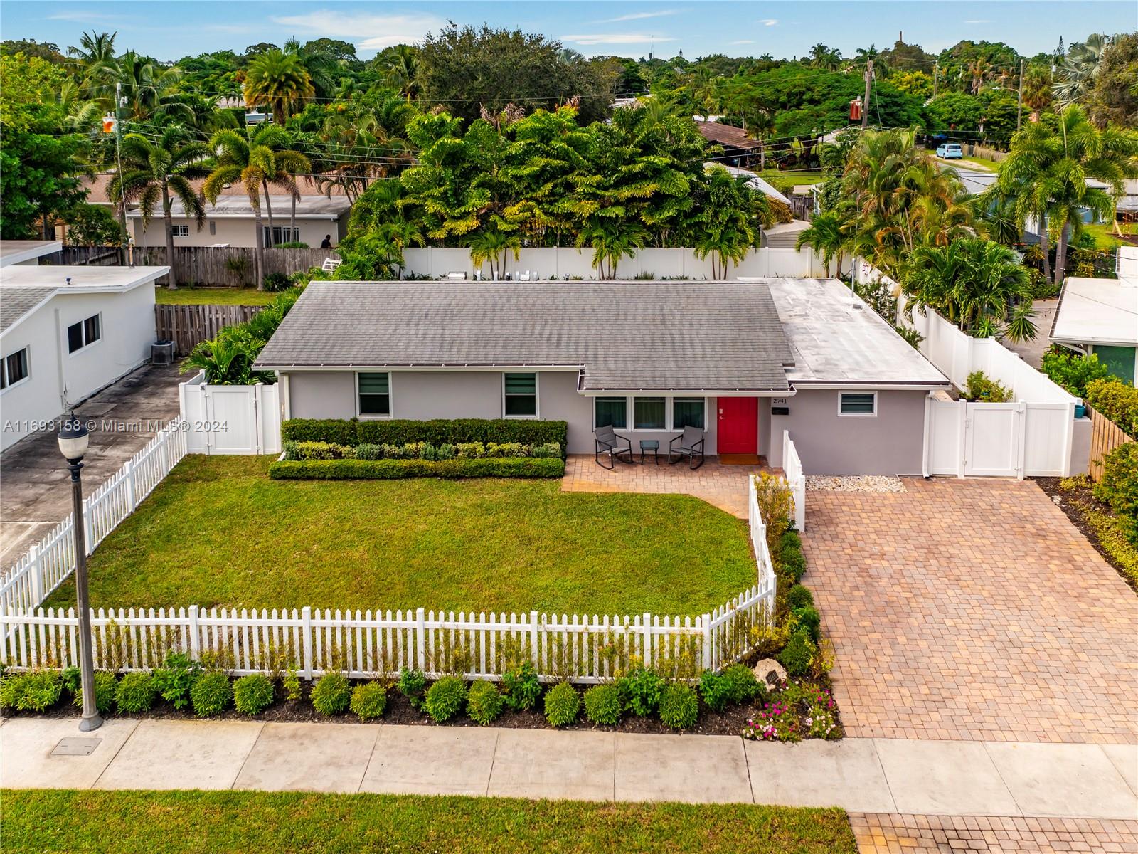 2741 NE 6th Avenue, Wilton Manors, Florida image 10