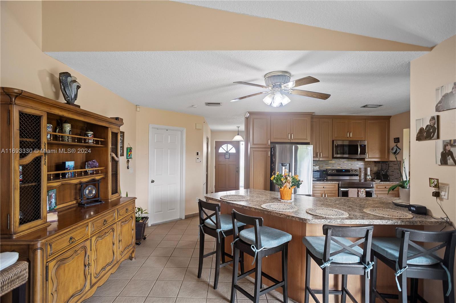 15824 Cotswold Ct, Davie, Florida image 26