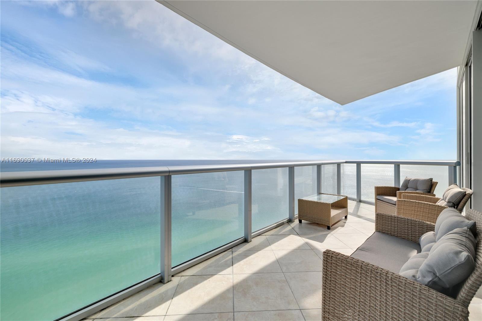 Condo for Sale in Sunny Isles Beach, FL