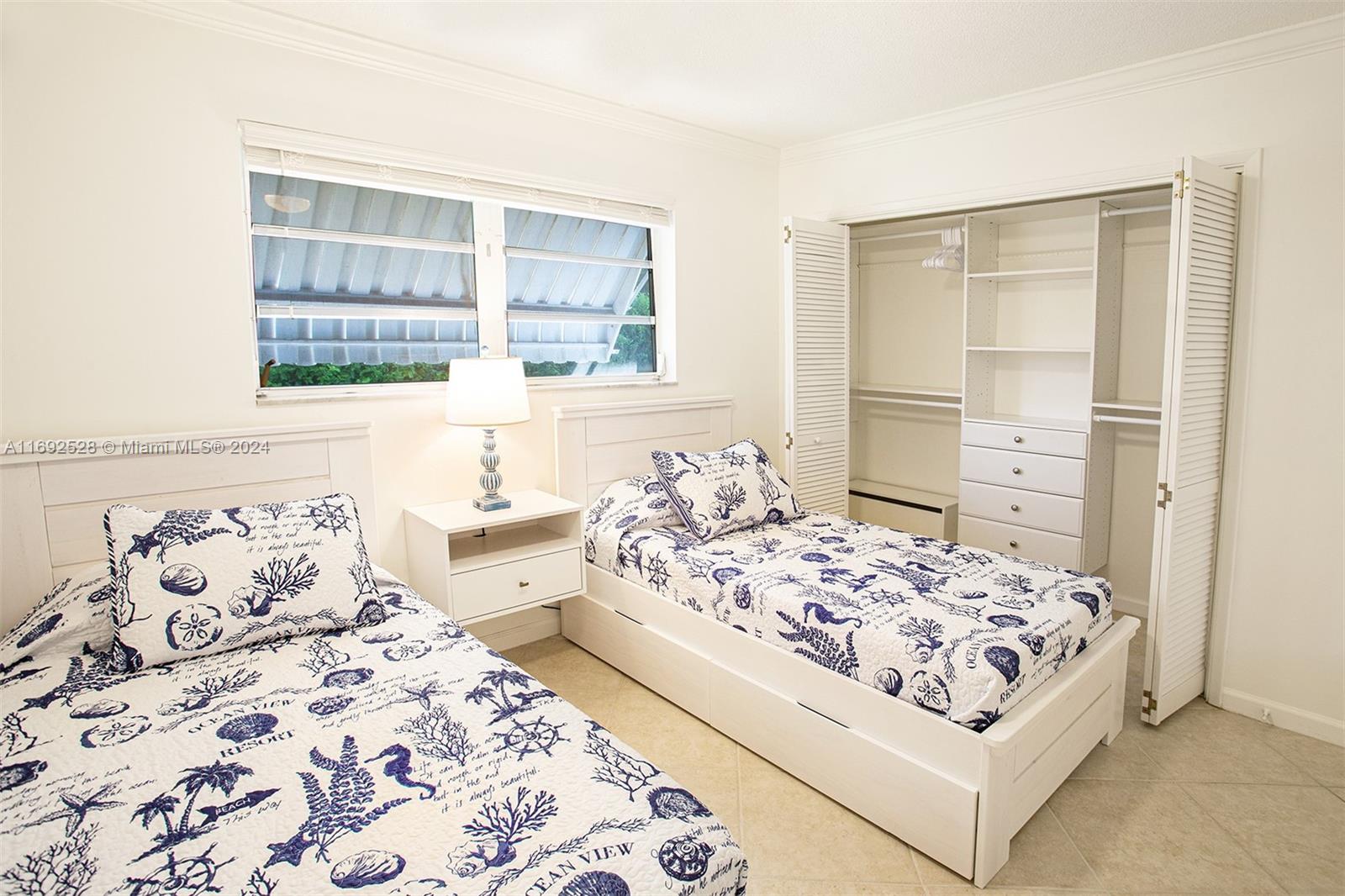 Listing Photo 14
