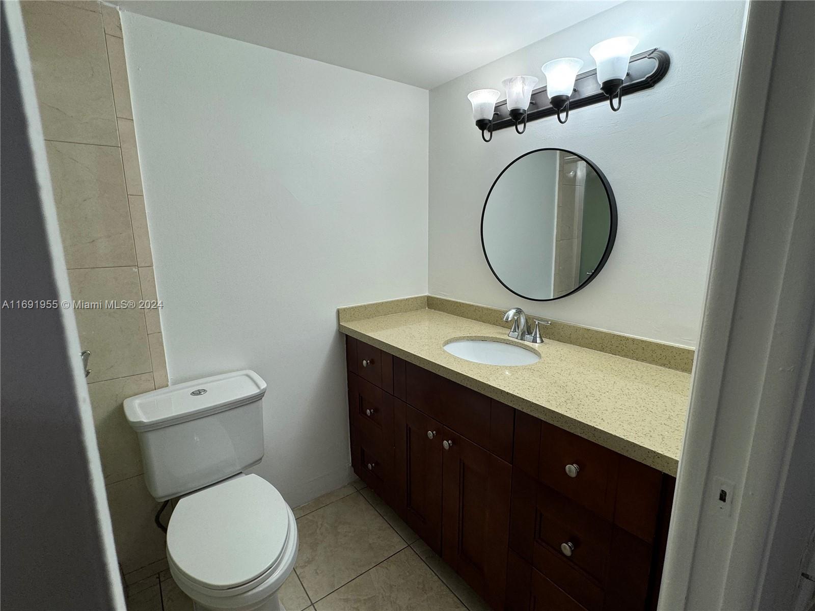 7952 W 29th Way #101, Hialeah, Florida image 10